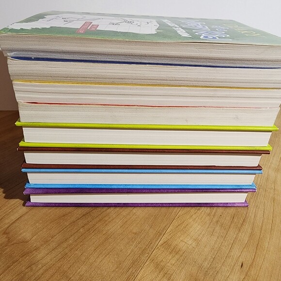 DIARY OF A WIMPY KID BOOK LOT 4 HARDCOVER 4 SOFTCOVER - Picture 5 of 6